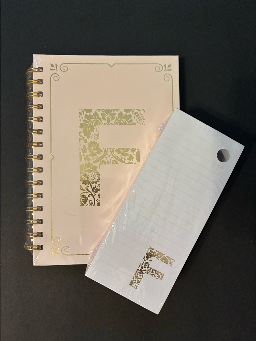 Monogram F stationery set